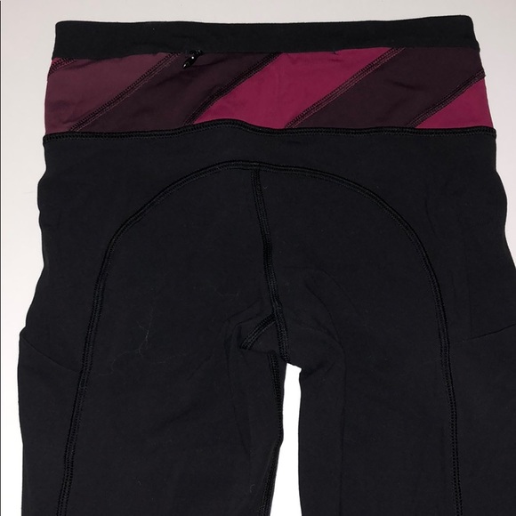 barely worn black lulu yoga pants ✔️ - Picture 8 of 8